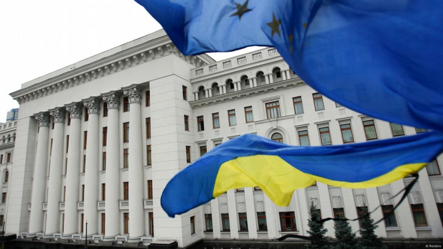 Nền kinh tế Ukraine lâm vào thế khó khi xung đột với Nga chưa thấy hồi kết
